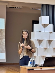 Rašytoja, žurnalistė ir istorijų pasakotoja Lina Matiukaitė