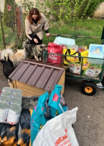 KTU PTVF magistrantų socialinės iniciatyvos &bdquo;Parama Lakiui&ldquo; dalyviai su gyvūnų globos organizacijos atstovais.