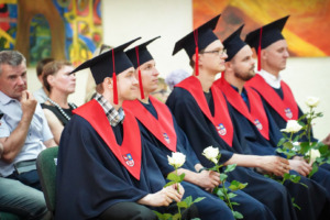 Studijų programos &bdquo;Valdymo technologijos&ldquo; magistrai. Jubiliejinė 60-oji laida